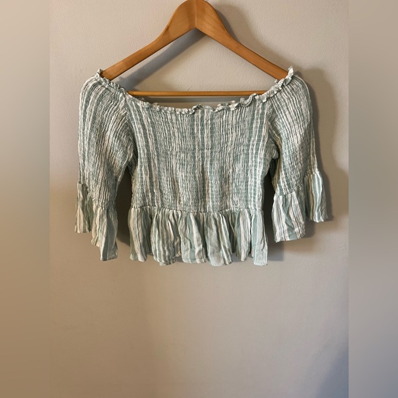 MINKPINK Smocked Stripe Bell Sleeve Crop Top Large - Picture 1 of 6